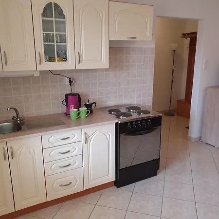 Apartment Ferienwohnung In Banjole Mit Privatem Parkplatz