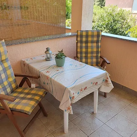 Apartment Ferienwohnung In Banjole Mit Privatem Parkplatz Banjole